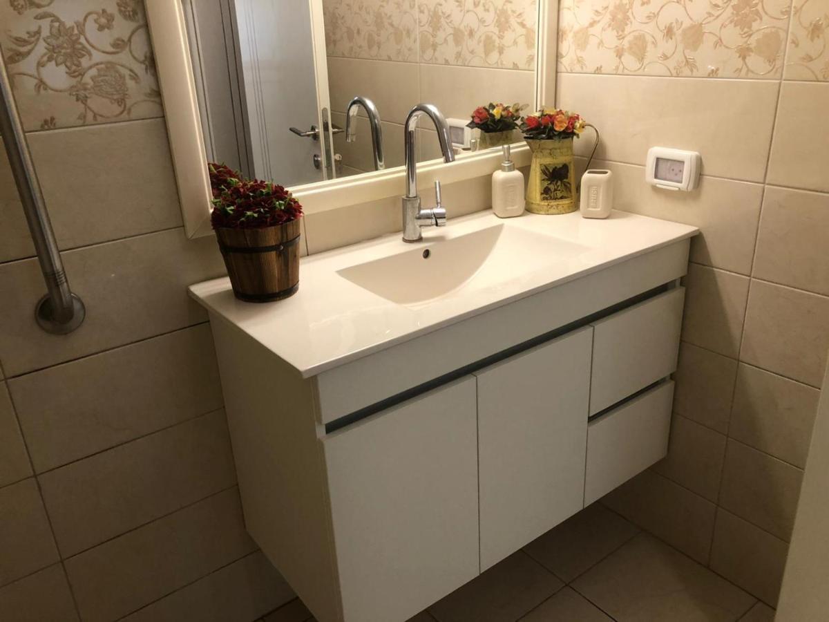 סויטת נינה Apartment Bet Sheʼan Екстериор снимка